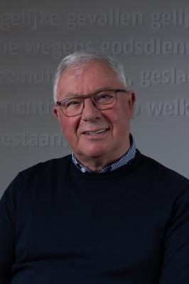 P.M.W. (Peter) Pollmann