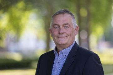 B. (Bert) Baylé