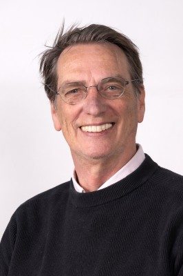 P.M. (Peter) den Hollander
