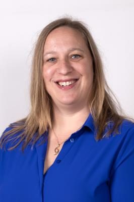E.J. (Lieke) Muller