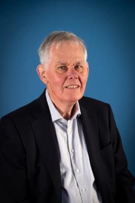 Dhr. H.D. (Henk) Eleveld