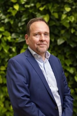 Guus Bakker