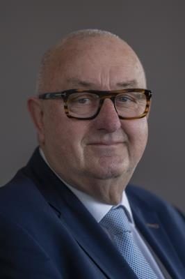 Jo Schlangen