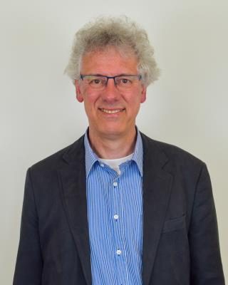 F. (Freek) van den Brink