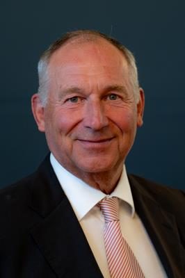 E. (Erik) Abbenhues