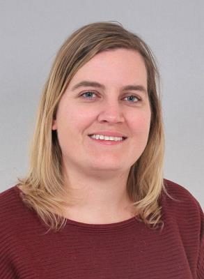 A. (Aileen) Oostveen