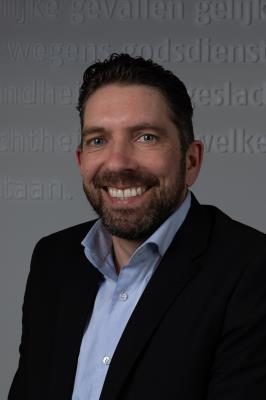 R.W.M. (Roel) Van Bommel