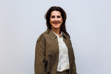 M.W.J. (Monique) van der Velden-Aarts
