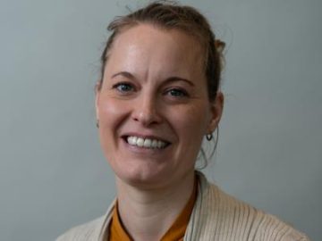 Cynthia Maan